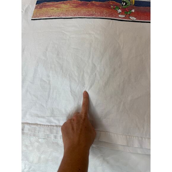 VTG 90s 1997 Looney Tunes Marvin Martian Box Graphic White T-Shirt USA M / L** - Picture 8 of 11